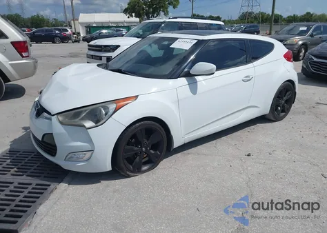 2017 Hyundai Veloster Value Edition из США, поврежденный, VIN KMHTC6AD2HU319876